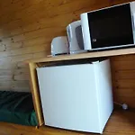 Campingplads Pinewood Park - Tipis, Hot Tubs And