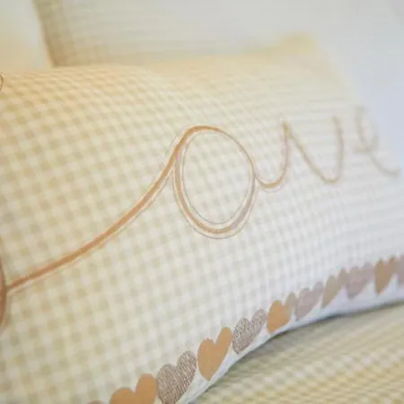 Pinewood Park - Tipis, Hot Tubs And مكان تخييم